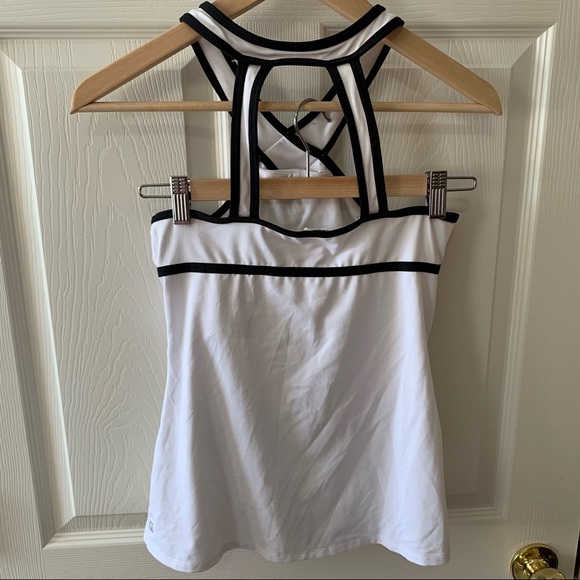 Like New Fabletics Chicago Halter Tank - Picture 3 of 6